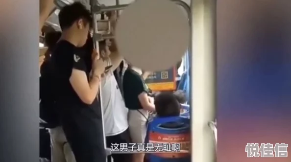 男人扒下美女胸罩喝奶水震惊！路边摊老板娘哺乳期遭猥亵监控曝光
